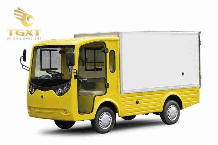 Xe tải chuyên chở hàng hóa trong vận chuyển đường bộ, đa dạng loại và trọng tải