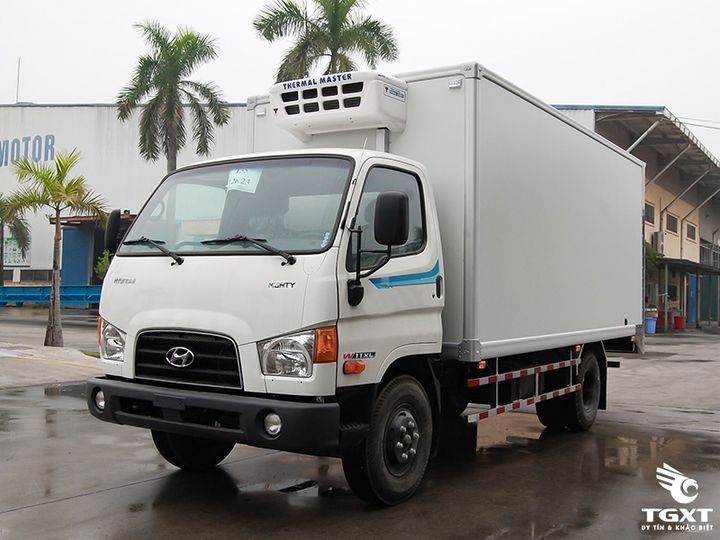 Xe tải đông lạnh Hyundai Mighty W11XL 6T đáp ứng tiêu chuẩn Euro 5, vận chuyển lạnh hiệu quả, thùng dài 6,3m, công nghệ làm lạnh cao cấp.