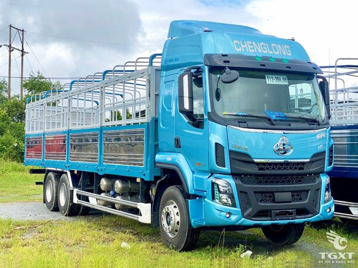 Xe tải ChengLong LZ1250H5CBT H5 260HP mạnh mẽ, tải trọng 15 tấn, tiết kiệm nhiên liệu, thiết kế khí động học, phù hợp vận chuyển dài đường.