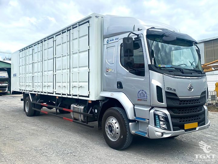 Xe tải ChengLong LZ5185XXYM3ABT M3 200HP, tải trọng 6.8 tấn, thùng pallet dài 9.9m, động cơ mạnh mẽ, tiết kiệm nhiên liệu tối ưu, phù hợp vận chuyển nội đô và liên tỉnh.