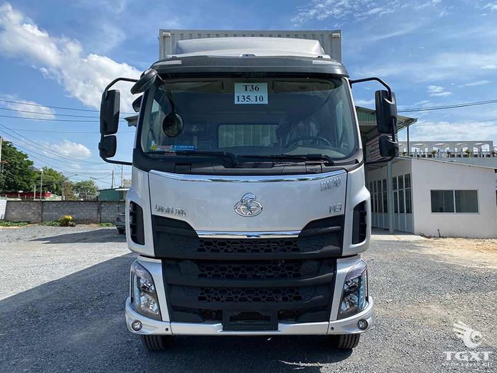 Xe tải ChengLong LZ5185XXYM3ABT M3 200HP, tải trọng 6.8t, thùng pallet 9.9m, động cơ tiết kiệm nhiên liệu, phù hợp vận tải đa dạng trong đô thị và đường xa.