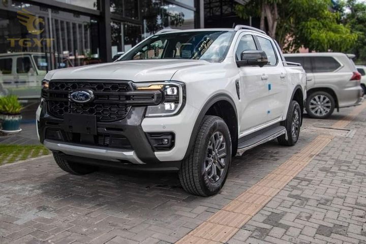 Thông số trọng lượng xe bán tải phổ biến như Ford Ranger, Toyota Hilux và Mazda BT50.