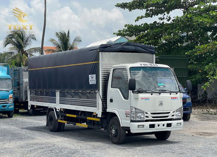 Hình ảnh xe tải để học tiếng Anh ngành vận tải, giới thiệu các thuật ngữ như truck và lorry.