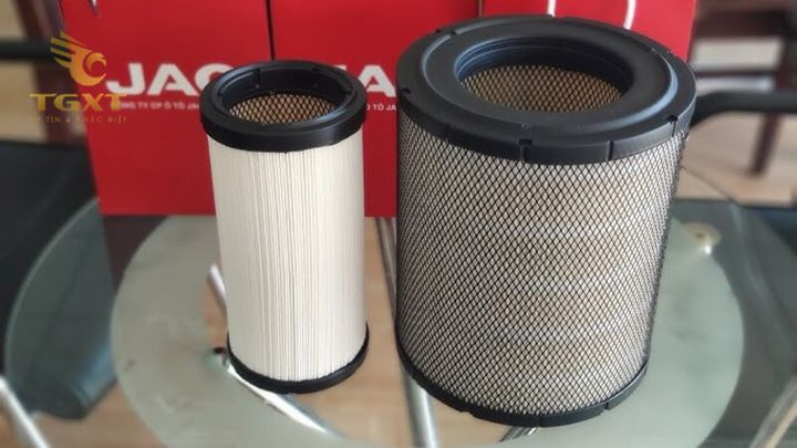 Lọc gió xe tải chính hãng tại An Thái Auto Parts, đảm bảo hiệu suất tối ưu.